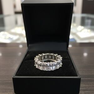Elegant Silver Women's Ring